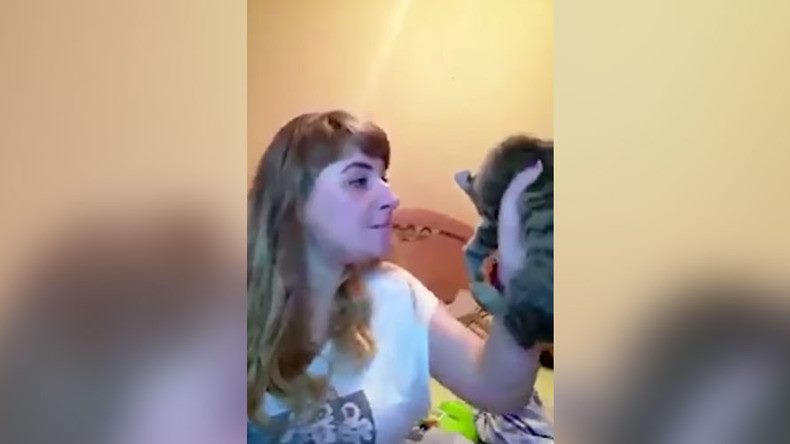 https://www.rt.com/news/408285-kitten-tortured-abused-woman/