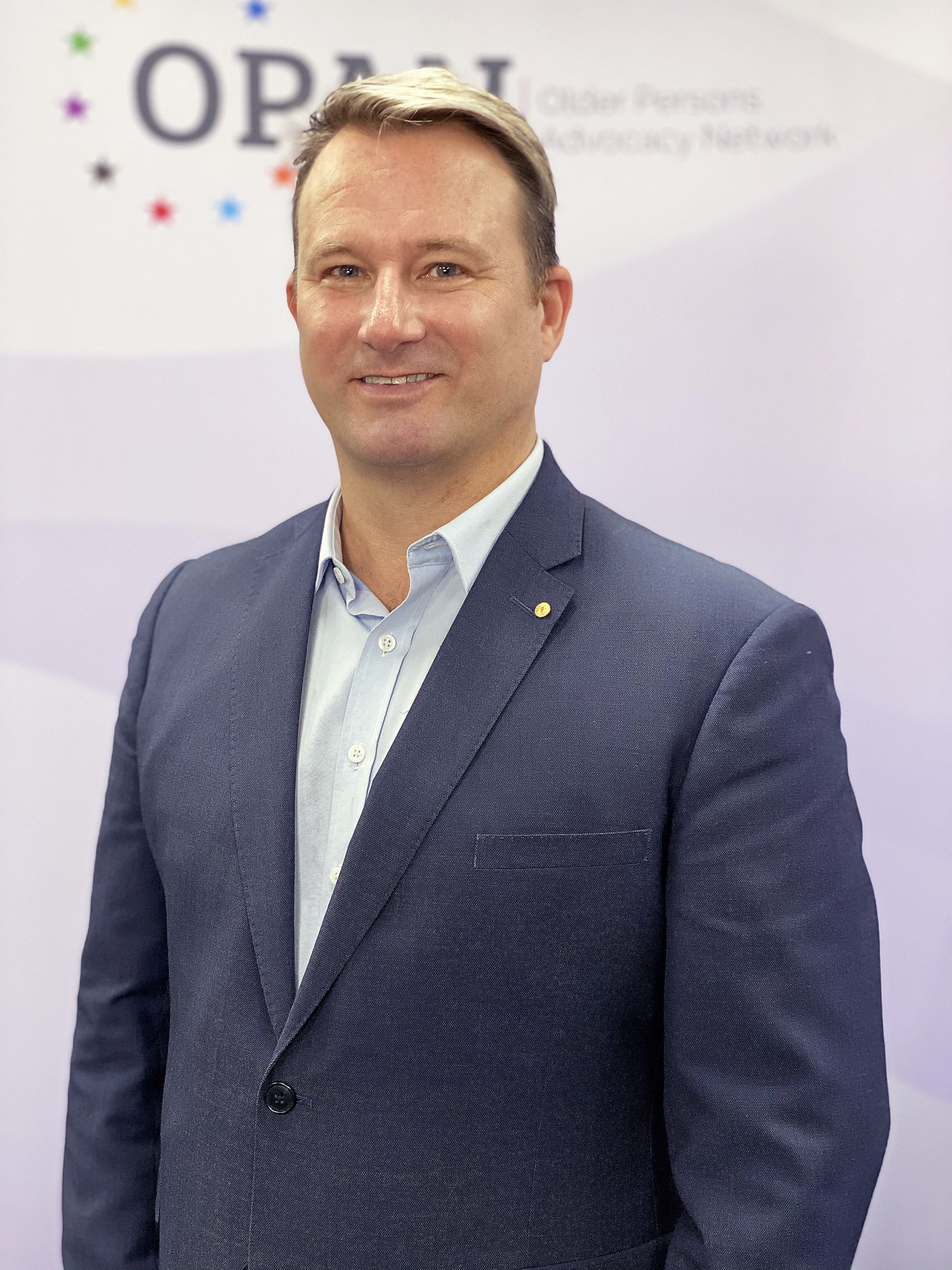 Jeeves.Plus presents The language of leadership Craig Gear, OPAN