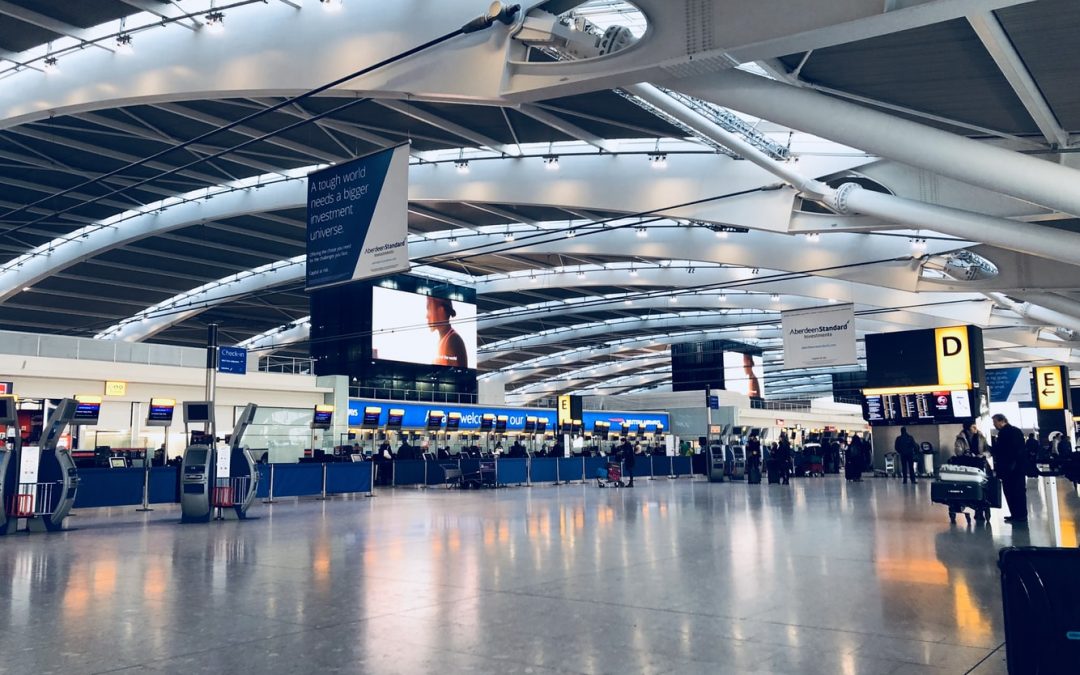 Dutton broadens police powers, includes random ID checks at airports
