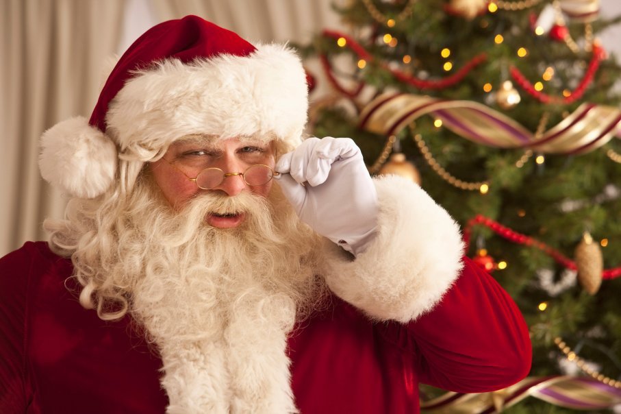Breaking: Santa only delivering presents to vaccinated children